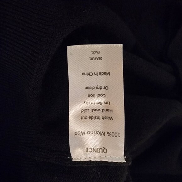 Quince Australian Merino Wool V-Neck Sweater NWT Black Small - Picture 6 of 6